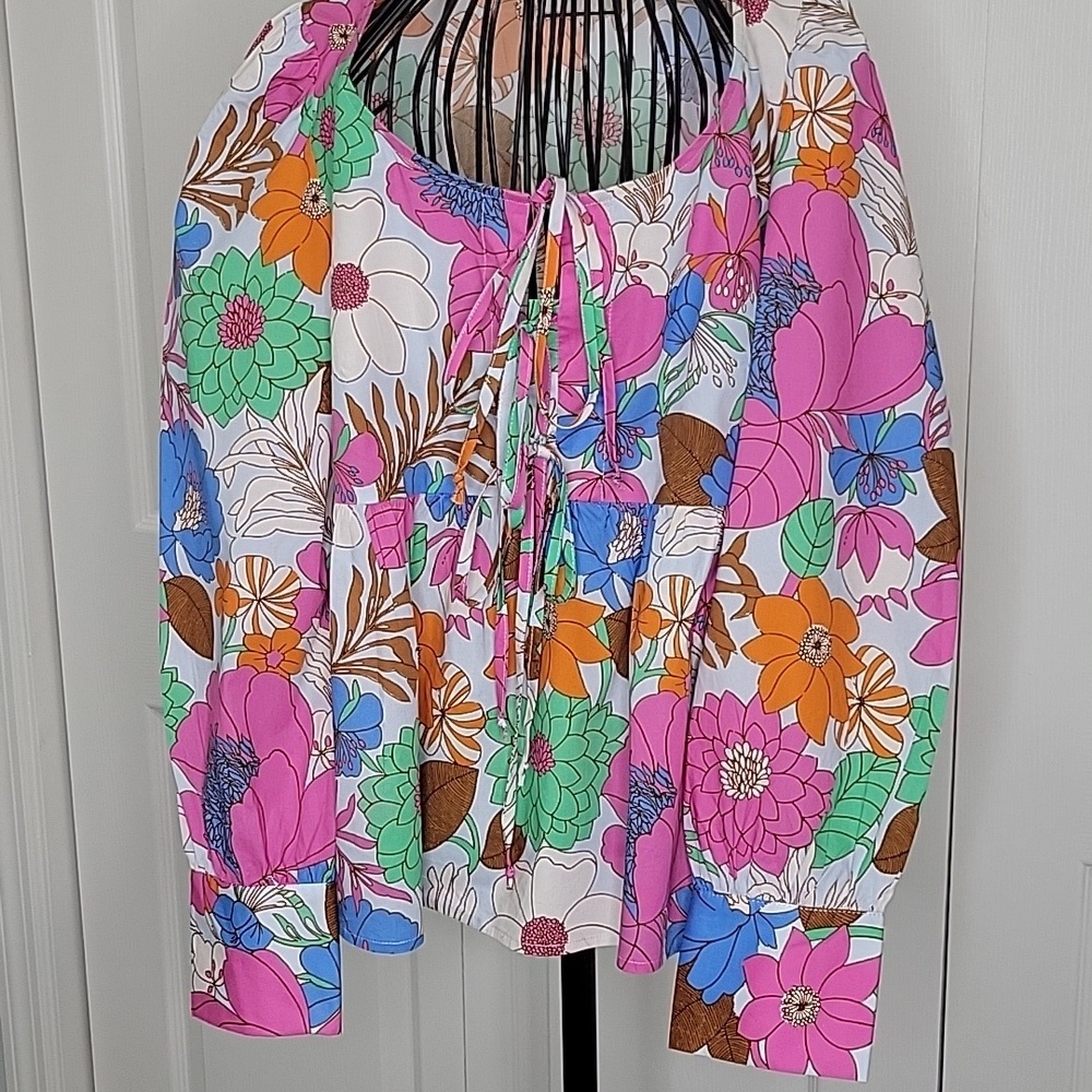 TUCKERNUCK Wild Rhapsody Baskin Floral Tie Top Size Medium - Picture 5 of 13